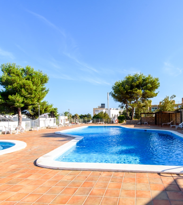 Resa estates ibiza talamanca apartment 3 bedrooms sale 2020 community pool.jpg